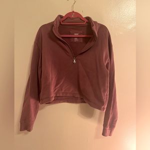 Light purple cropped girlfriend collective half-zip sweatshirt